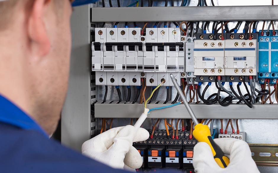 dépannage électricien Paris 7